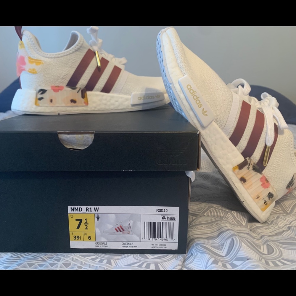 BRAND NEW NMD FLORAL ADIDAS